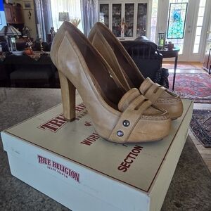 True Religion Women's Beige Heels